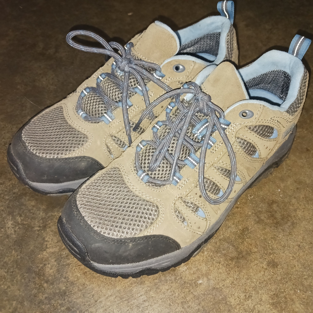 Ascend Tan and Blue Hiking Boots Shoes Size 9